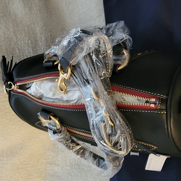 Dooney & Bourke Western smooth leather Olivia Satchel handbag. - Picture 10 of 16